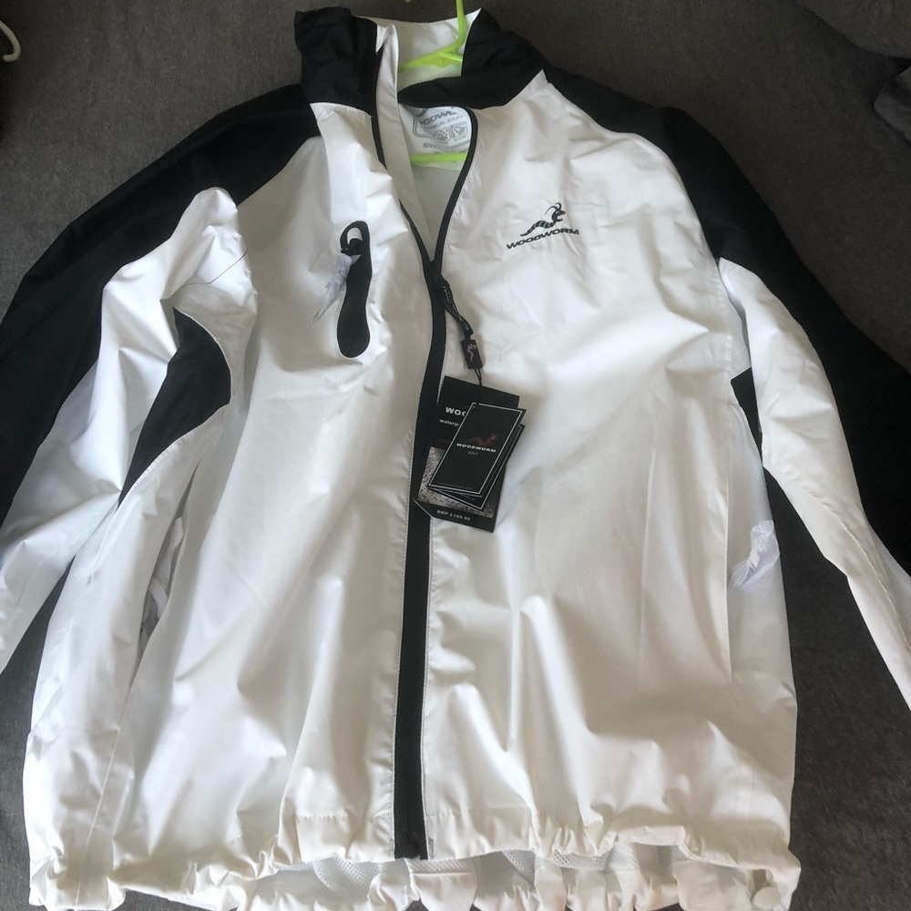 Men’s waterproof golf jacket.